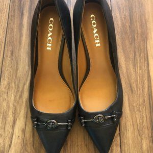 Coach Lauri Turnlock Pointed Toe Leather Pump